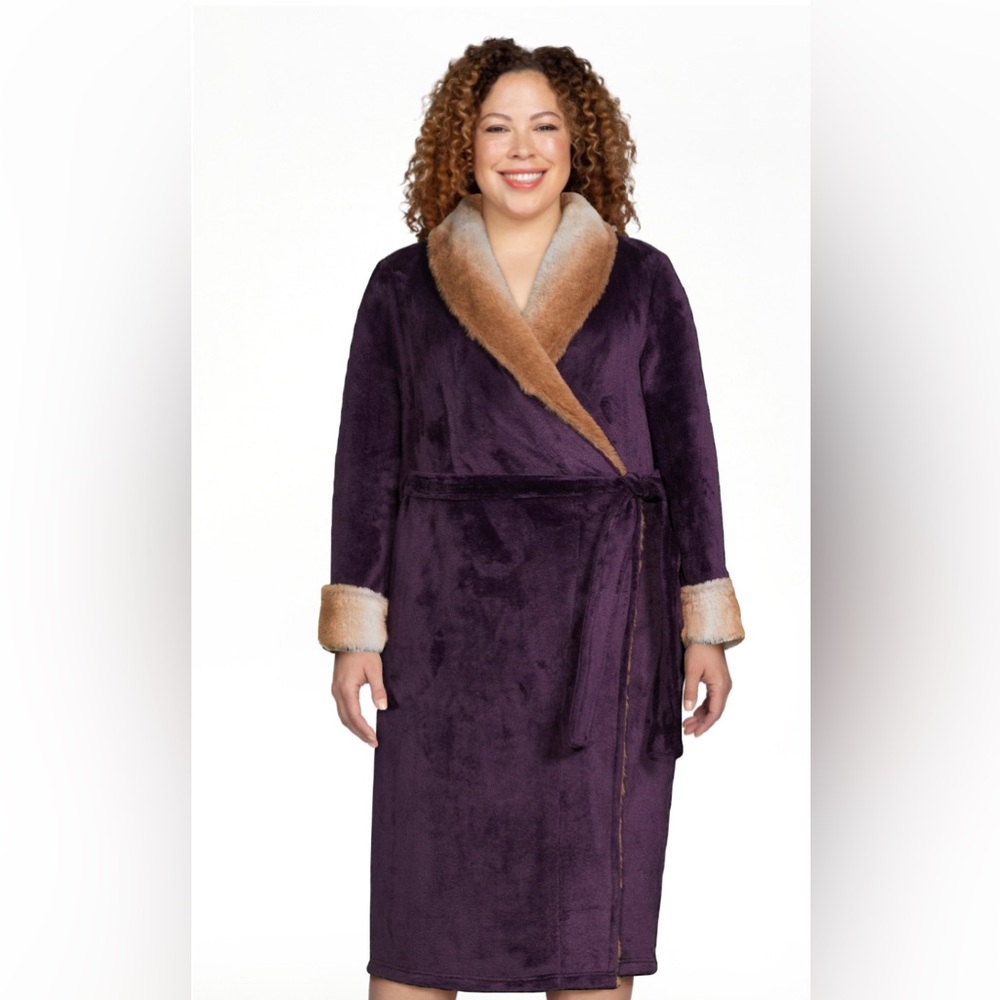 NWT Secret Treasures Women’s Plum Purple Faux Mink Robe Size XL